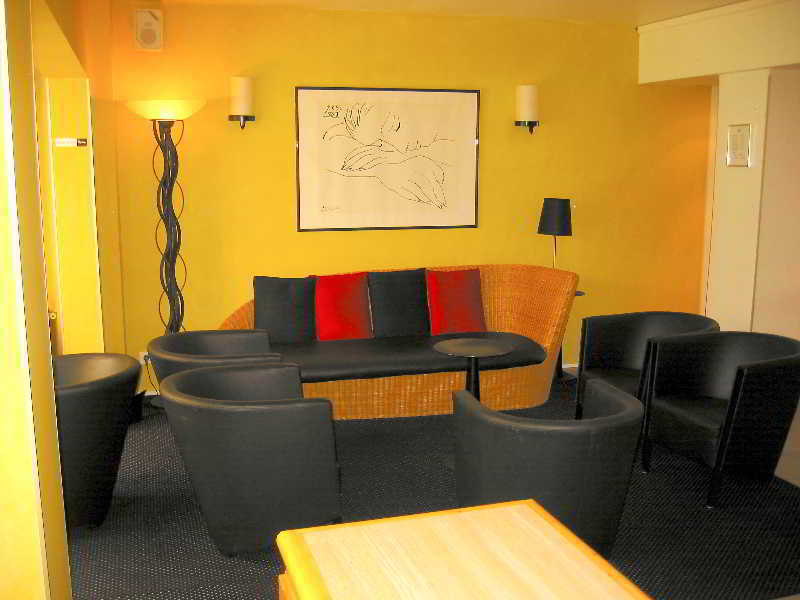 Hotel Ibis Styles Buttes Chaumont París